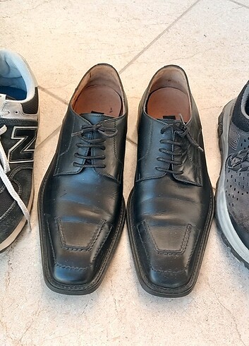 hakiki deri ayakkabi ve skechers