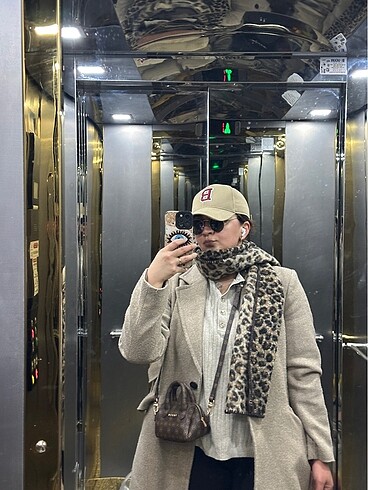 Rayban güneş gözlüğü