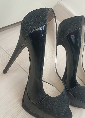 38 Beden PLATFORM TABAN, AÇIK BURUN , RUGAN AYAKKKABI