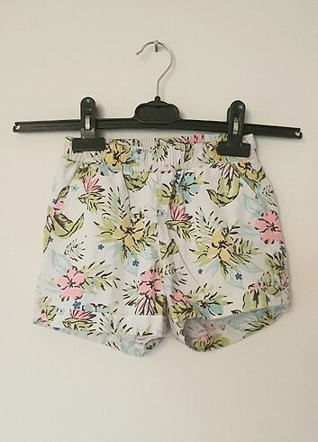 LC Waikiki LCW, CEPLİ, PAMUK KUMAŞ ŞORT 6-7 YAŞ