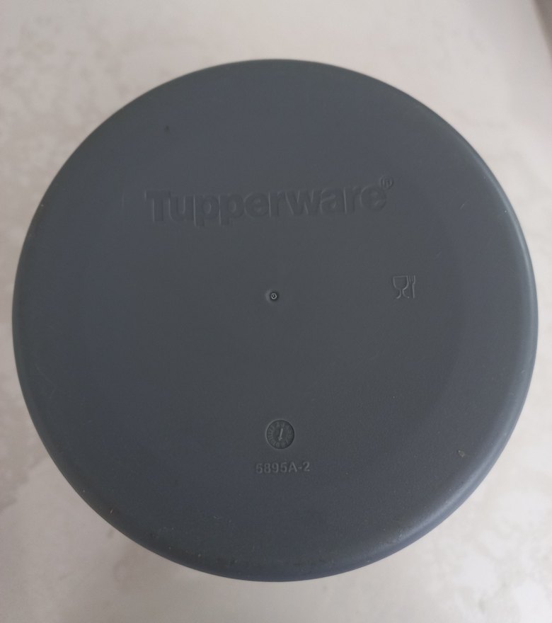 Mavi Kapaklı Gri Tupperware termos - Görsel 4