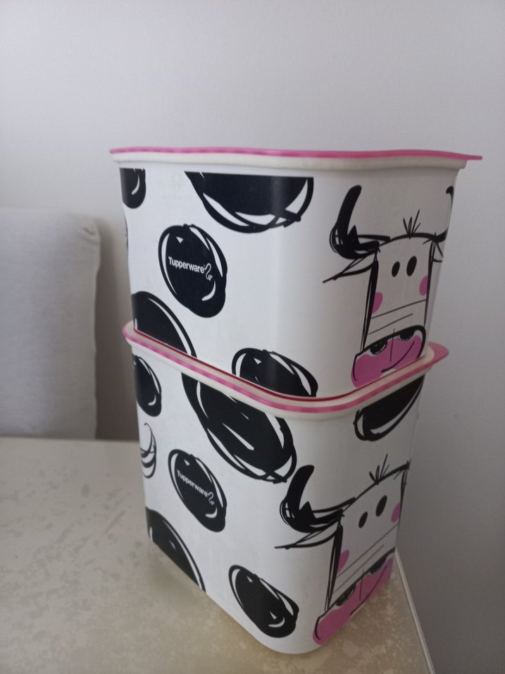 Tupperware pembe Kapaklı İnek Desenli 2 li set Saklama Kabı - Görsel 2