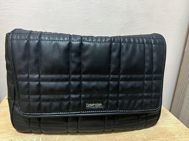 siyah calvin klein çanta