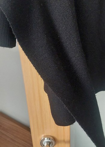 Siyah Boğazlı Kadın Panço - Görsel 7