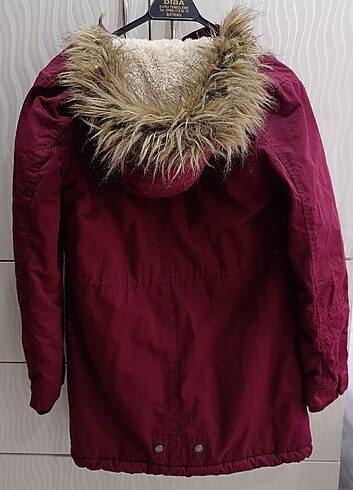 36 Beden Hiç giyilmedi denilebilir rengi bordo 