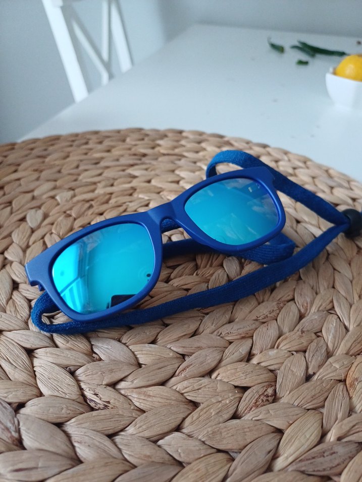 Mavi Tarz Gözlük - Görsel 2