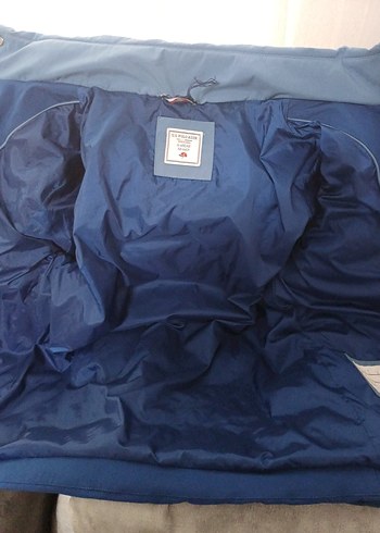 Mavi Renk Erkek Çocuk Mont - Görsel 4