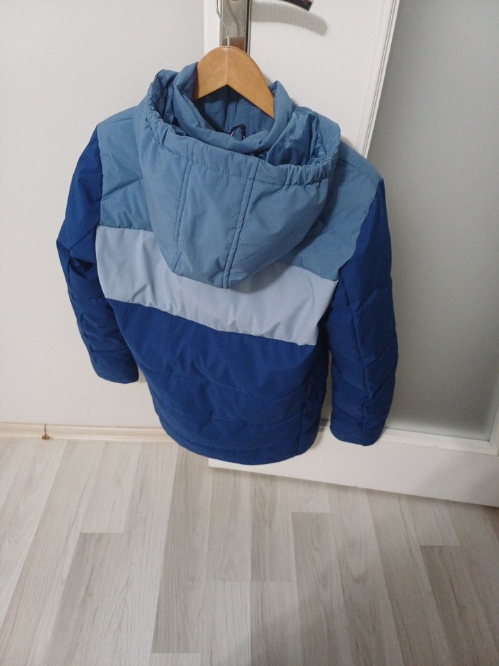 Mavi Renk Erkek Çocuk Mont - Görsel 3