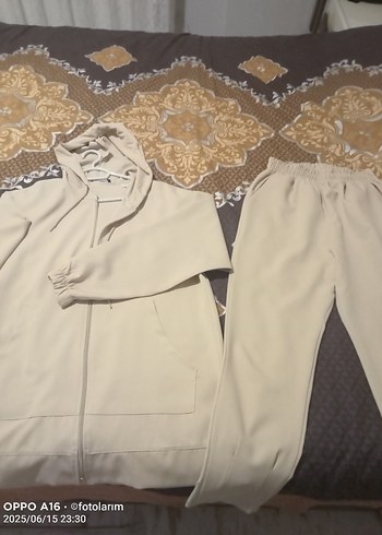 38 Beden ten rengi Renk Çok şirin bir takımdır