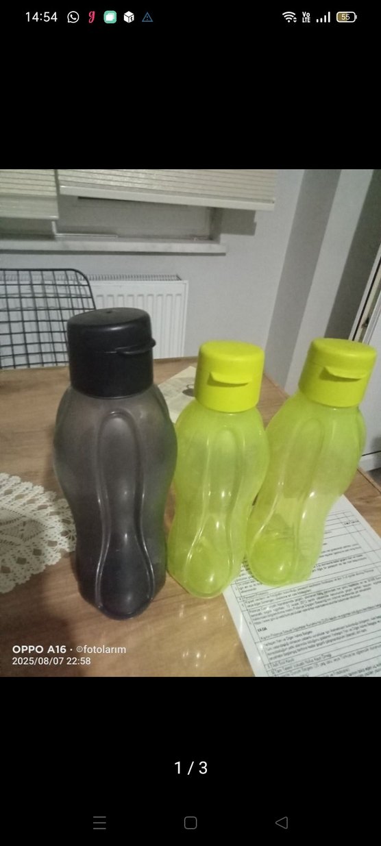 Tupperware ve Gri Plastik Su Şişeleri kullanılmıştır çiziklervar - Görsel 2