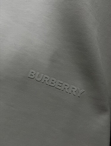 l Beden BURBERRY Premium Tshirt