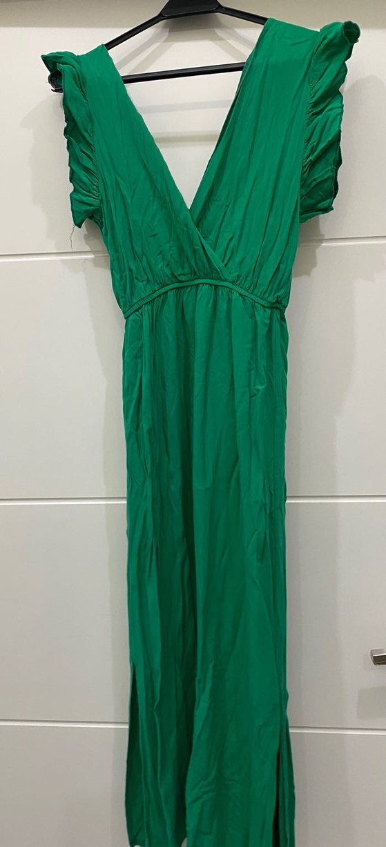 Yeşil V Yakalı Fırfırlı Uzun Elbise - Görsel 2