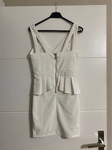 Beyaz Mini Elbise - Görsel 3