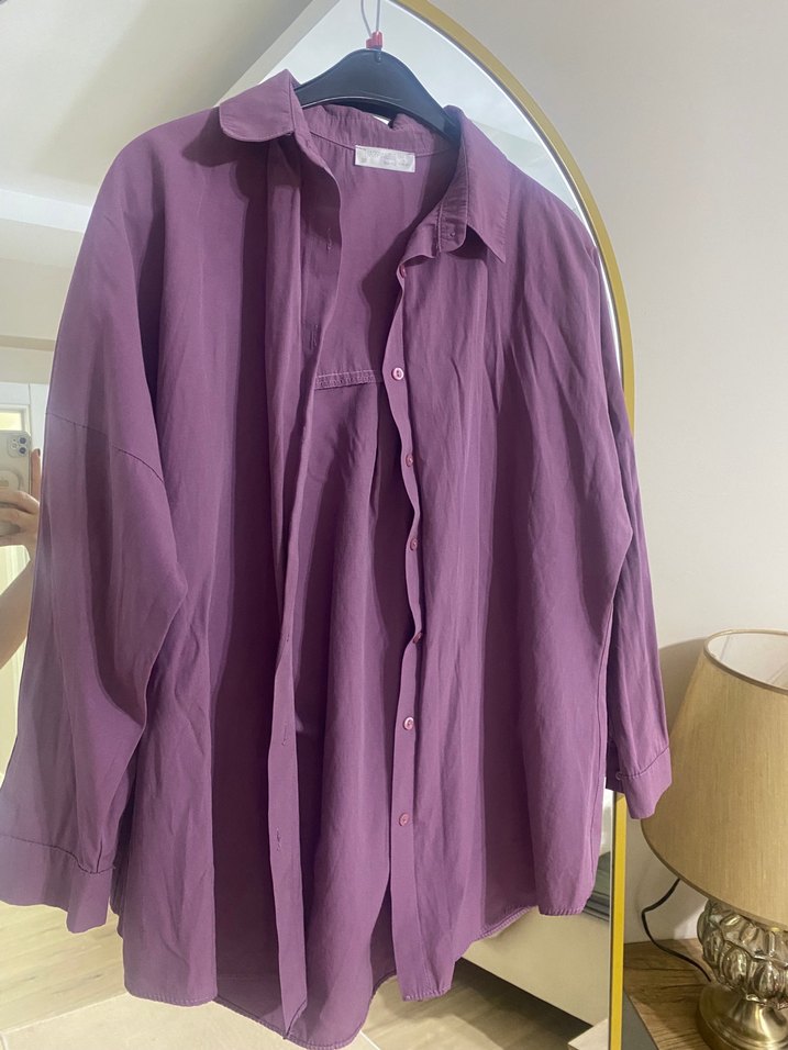 Mor Düğmeli Kadın Gömlek - Görsel 2