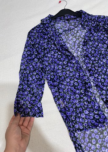 Mor Çiçek Desenli Kadın Gömlek - Görsel 2