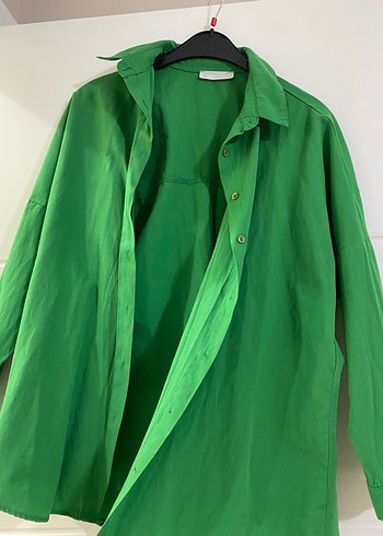 Düğmeli Yeşil Gömlek - Görsel 3