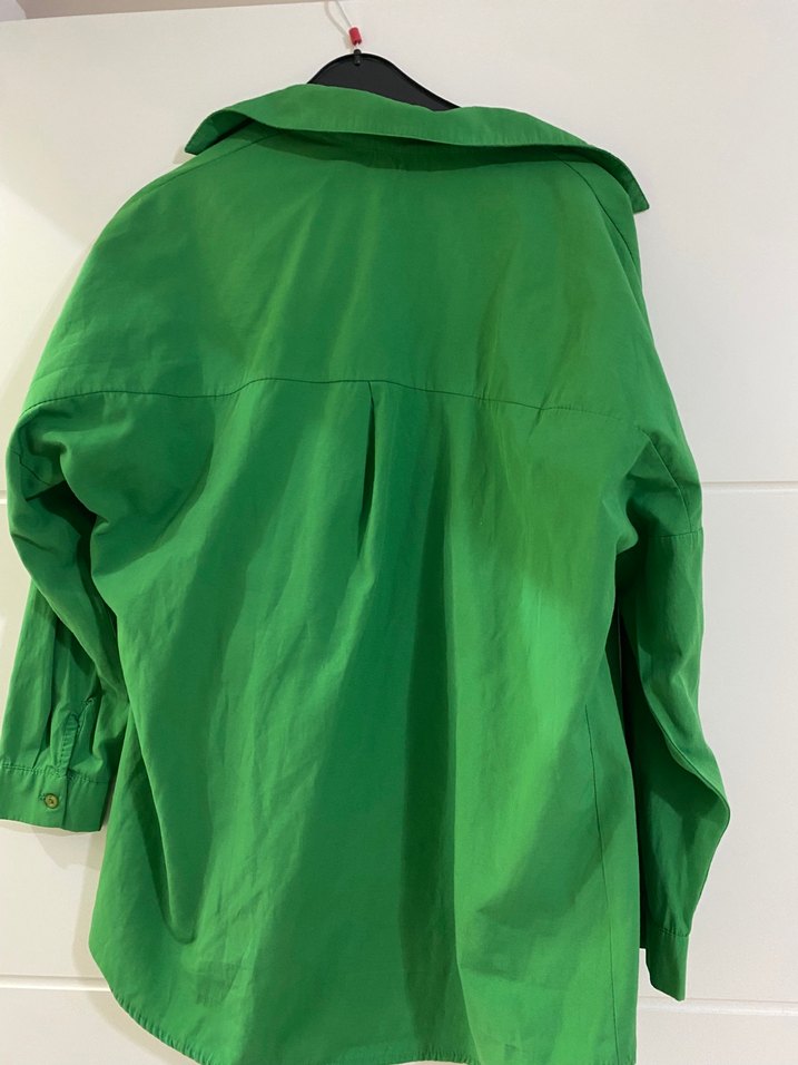 Düğmeli Yeşil Gömlek - Görsel 5