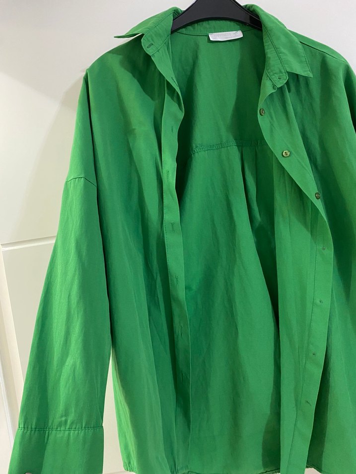 Düğmeli Yeşil Gömlek - Görsel 2