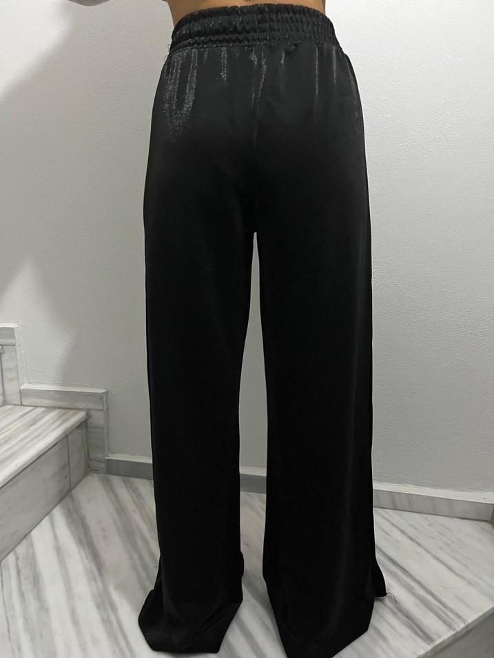 Düğmeli Siyah Salaş Kumaş Kadın Pantolon - Görsel 4