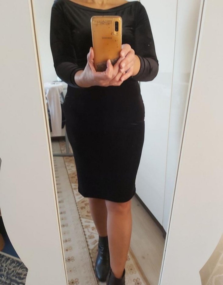 Uzun Kollu Siyah Drapeli kadife Elbise - Görsel 3