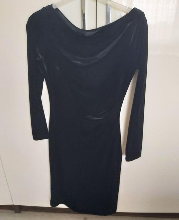 Uzun Kollu Siyah Drapeli kadife Elbise - Görsel 2