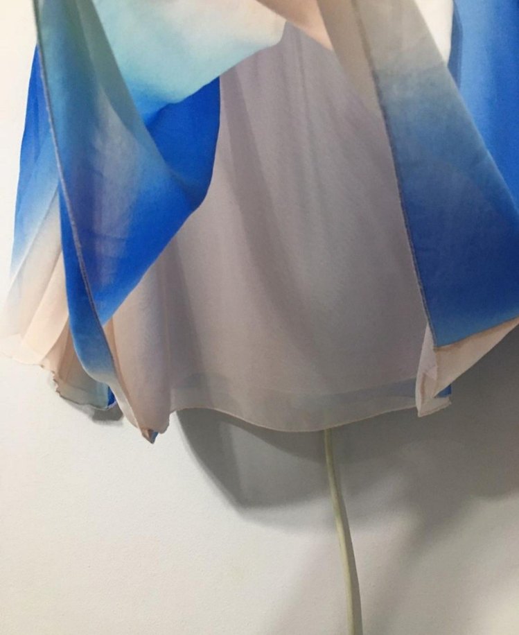 Bohem Mavi Batik Desenli Salaş Bluz - Görsel 4