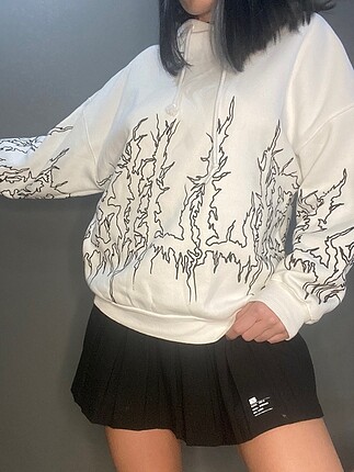 Orijinal bershka billie eilish sweatshirt