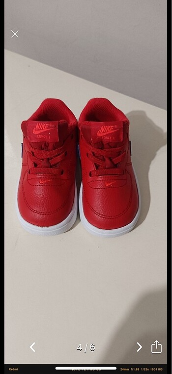 22 Beden kırmızı Renk 22 numara nike ayaklabı