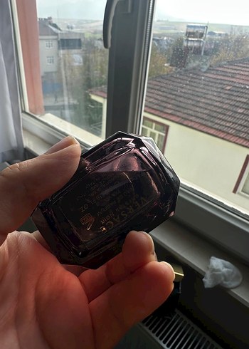 Versace Crystal Noir Kadın Parfümü - Görsel 4