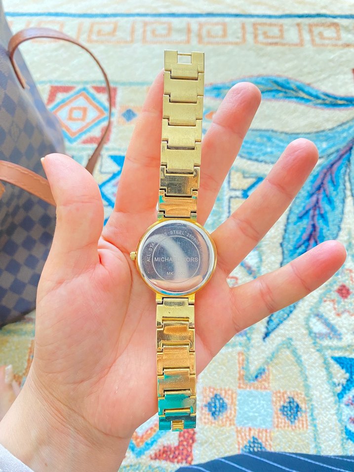 Altın Renkli Kadın Saat, Kayışlı - Görsel 3