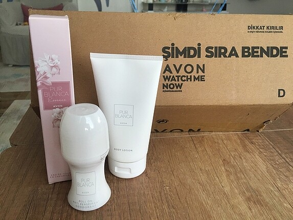 Avon Pur blanca set