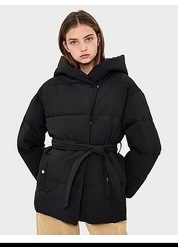 Bershka mont