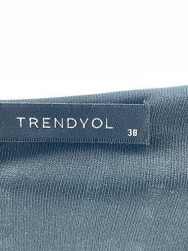 38 Beden çeşitli Renk Trendyol & Milla Bluz %70 İndirimli.
