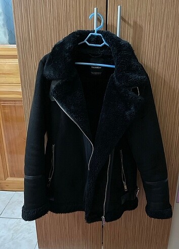 Pull and Bear Pull and bear biker mont