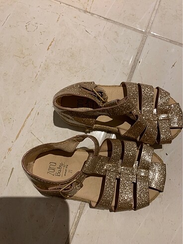 21 Beden altın Renk Zara bebek sandalet