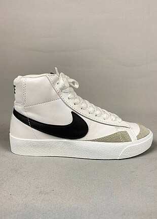 Nike Nike blazer 36-44 numara mevcuttur