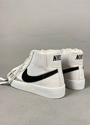 38 Beden Nike blazer 36-44 numara mevcuttur