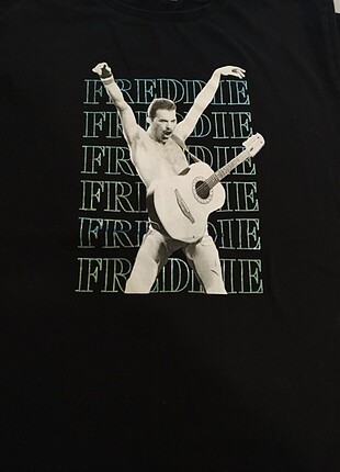 Queen tshirt 