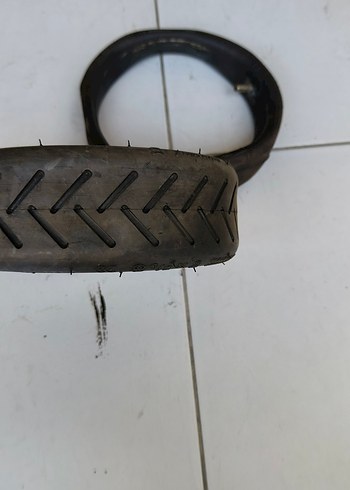 Siyah Lastik Scooter 8-1/2 - Görsel 3