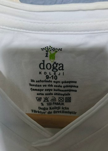 Beyaz V Yaka Baskılı Erkek Tişört - Görsel 2