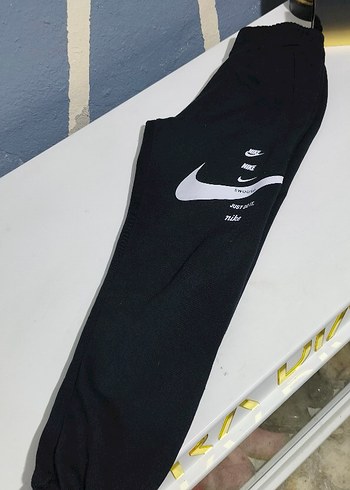 Siyah Rahat Kesim Erkek Eşofman Altı - Görsel 2