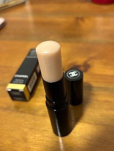 chanel baume essentiel stick highlighter