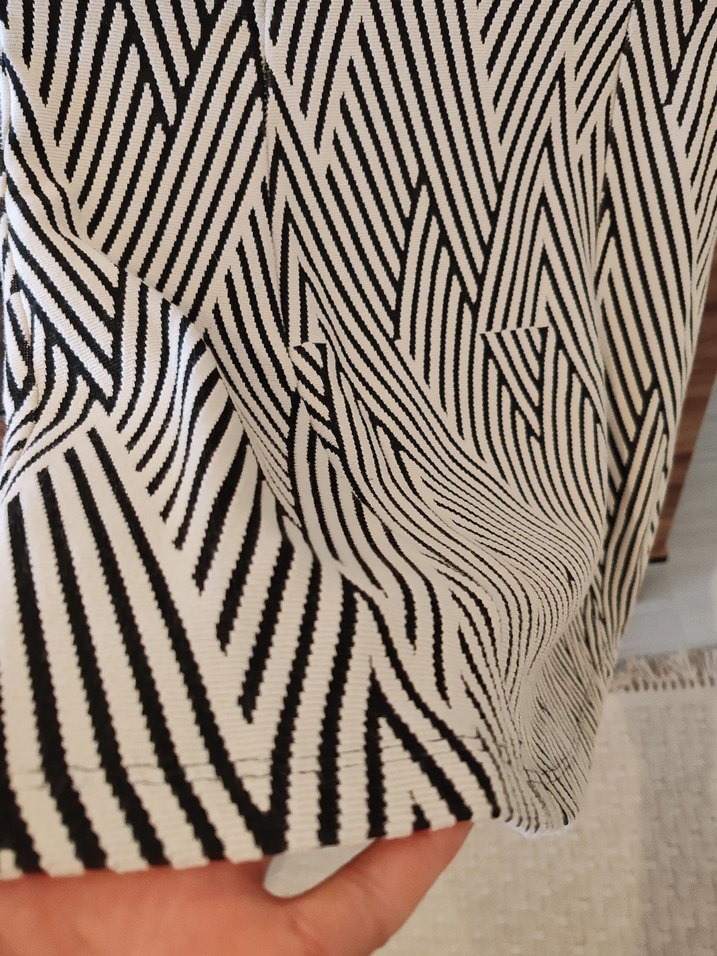 Zebra Desenli Pilili Mini Etek - Görsel 3