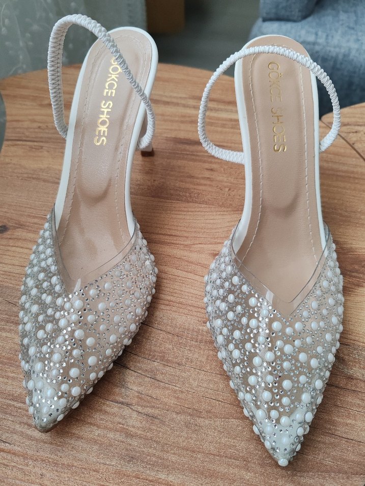İnci İşlemeli Beyaz ince Topuklu Kadın Abiye Ayakkabı - Görsel 2