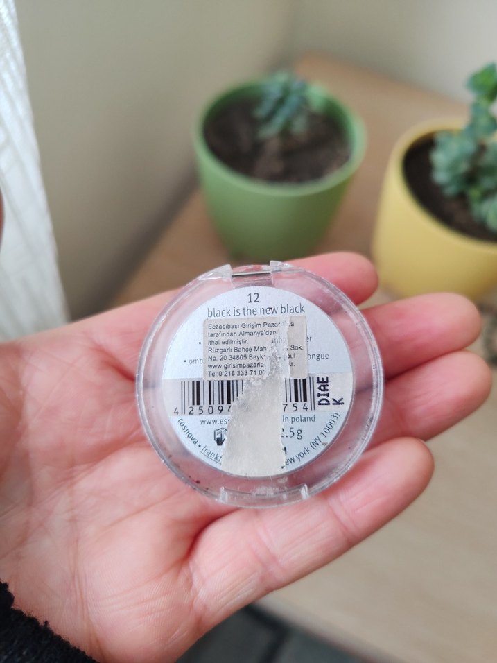 Essence Siyah Göz Farı - Görsel 3