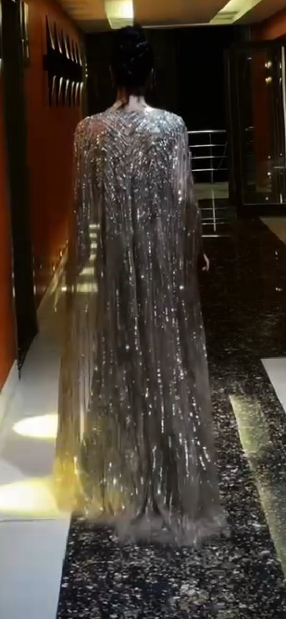 Özel tasarım taş İşlemeli Uzun Abiye Elbise - Görsel 4