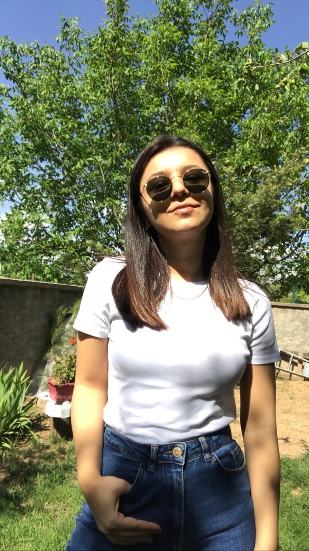 Parlak Altın Renkli Klasik Kadın Güneş Gözlüğü - Görsel 5