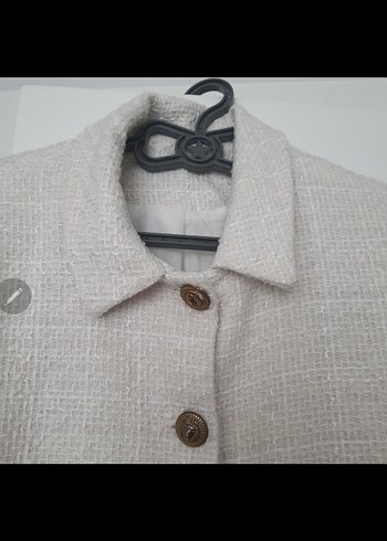 l Beden beyaz Renk Bej Düğmeli Kısa Kadın Ceket