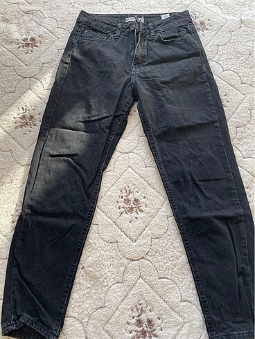 Siyah mom jean