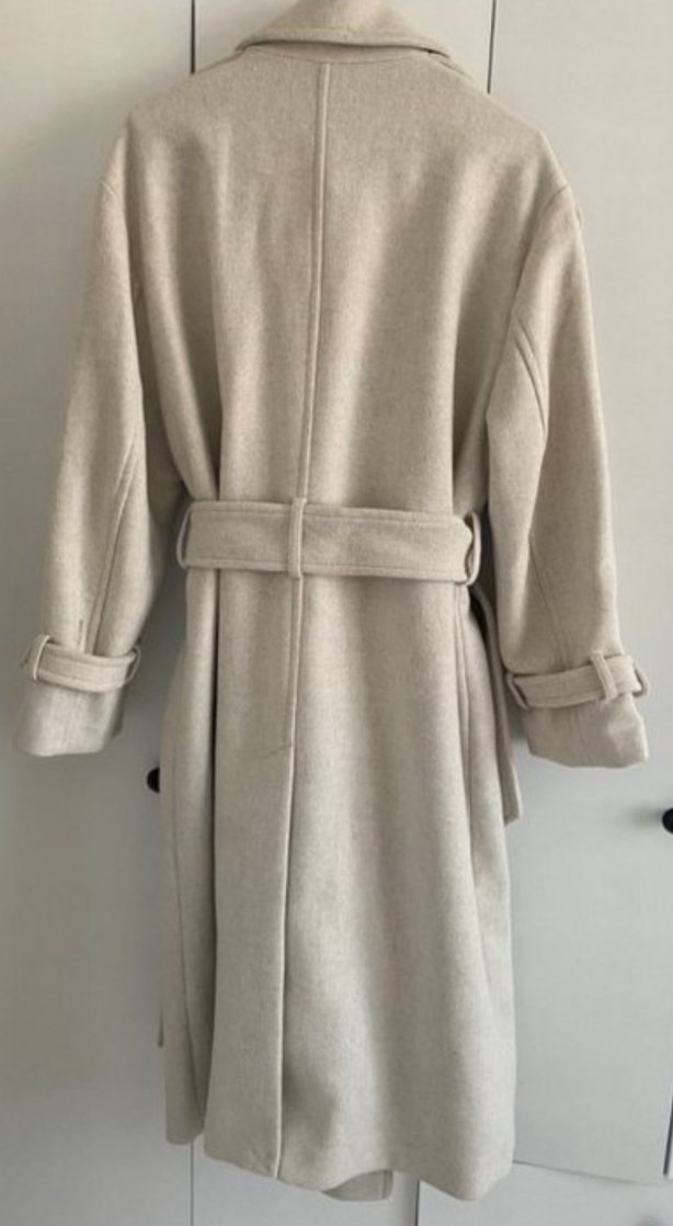 Bershka yün karışımlı kaban - Görsel 3